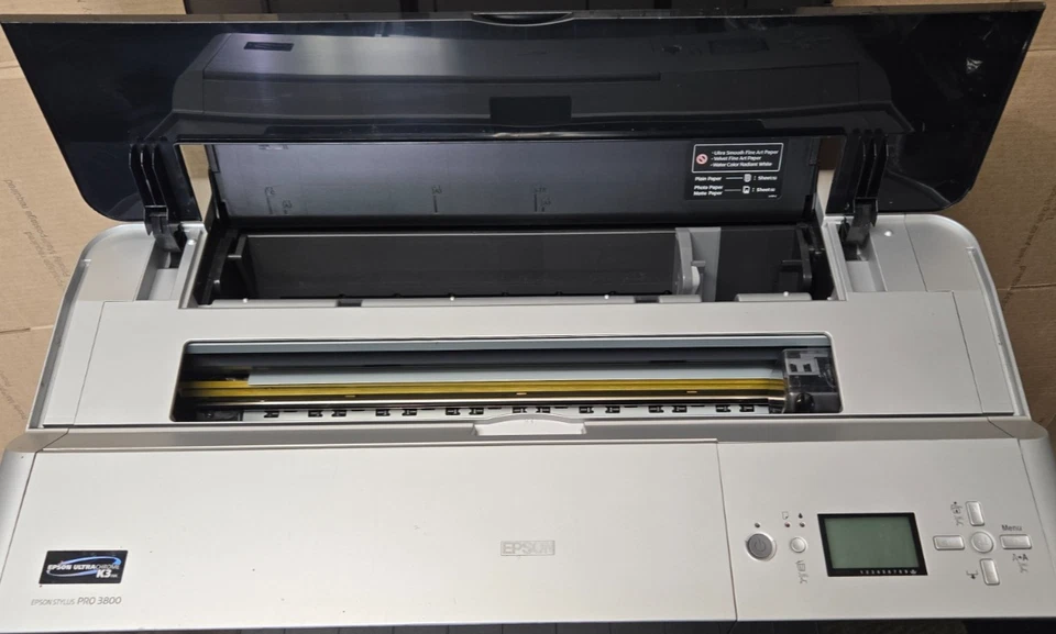 Epson STYLUS PRO 3800 K141A Large Format Inkjet Printer 1.1K PG Count WORKS GOOD - Image 3 of 4