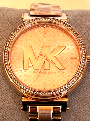 mk4335⭐️新品/新電池⭐️MICHAEL KORS 腕時計♪ローズゴールド mk4335⭐️新品/新電池⭐️MICHAEL KORS 腕時計♪ローズゴールド