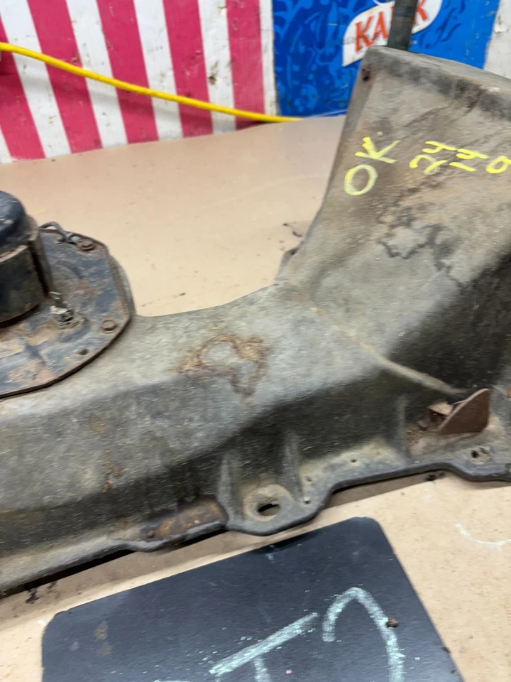 67 68 1969 1970 K10 C10 CHEVROLET GMC TRUCK BLAZER UNDERHOOD HEATER BOX OK SHAPE - Image 3 of 4