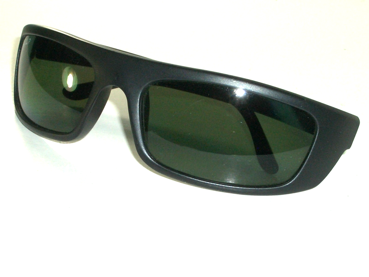 RAY-BAN ITALY RB4053 601-S/9A 3P MATTE-BLACK POLARIZED SPORT WRAP 