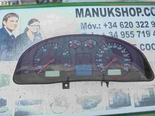 Kombiinstrument Tacho VW Passat 3B0920922A 3BO920922A  VDO 110003961013