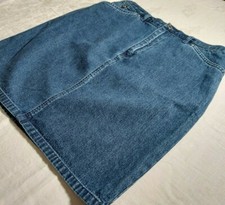 Claiborne Lizwear Jeans Size 12 Petites Blue Denim Jean Straight Short Skirt