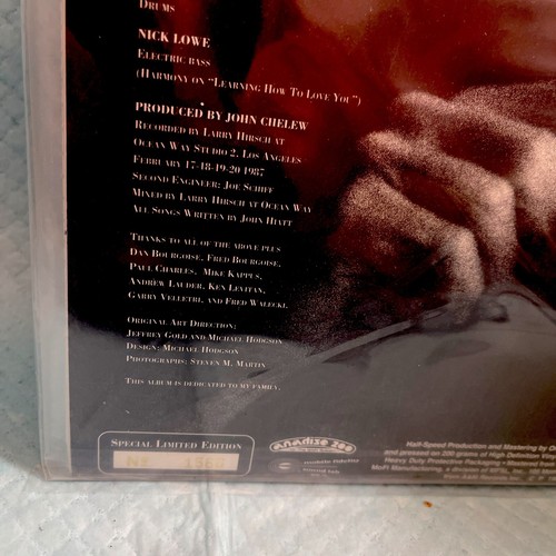 JOHN HIATT Bring The Family Mobile Fidelity MFSL Anadisc 200g LP 1-210 SEALED - Picture 16 of 18