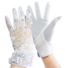 Ladies light grey Lace Gloves