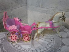 BARBIE HORSE DRAWN CARRIAGE INCLUDING HORSE