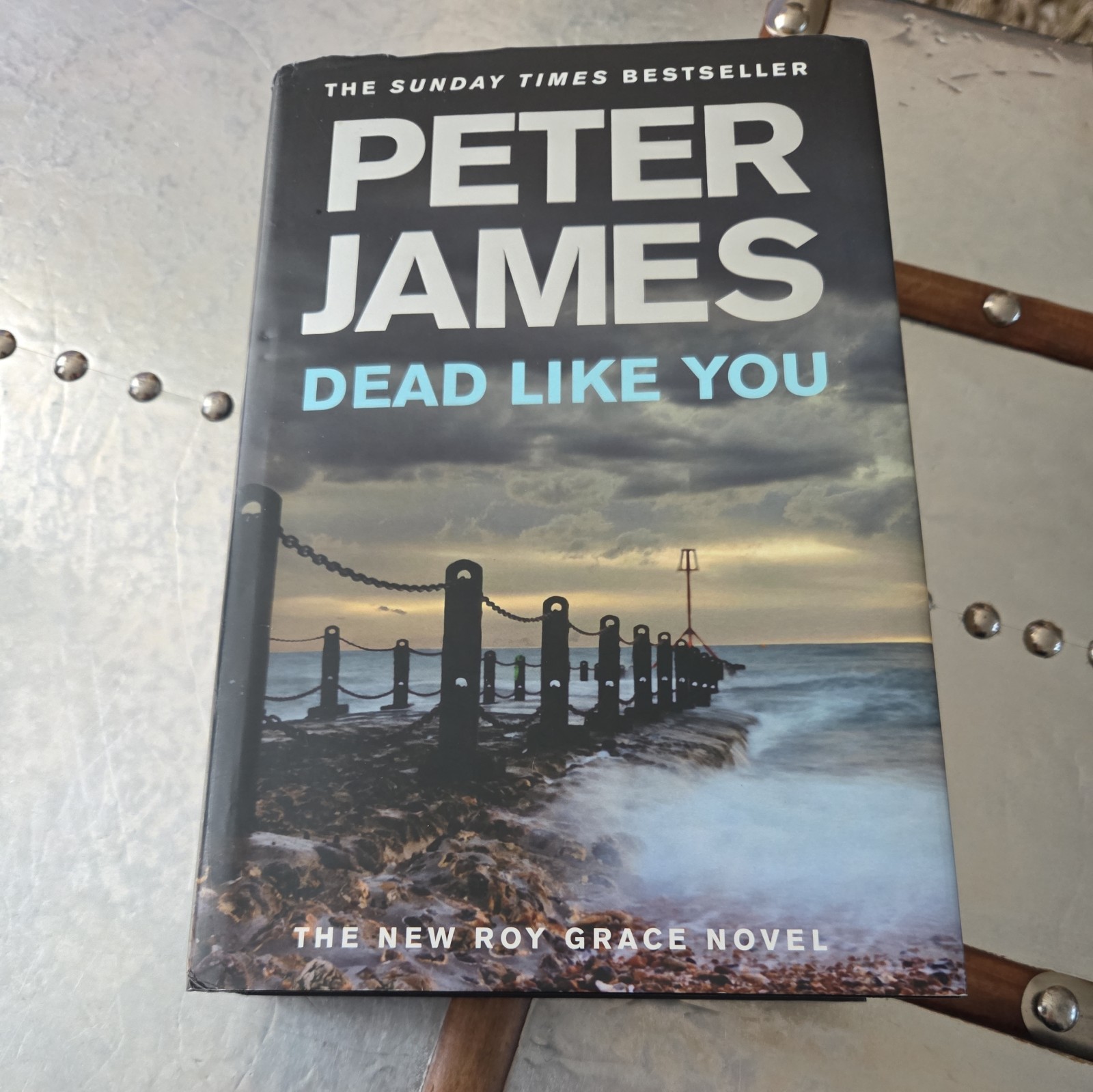Dead like you (Paperback) - FREE Shipping