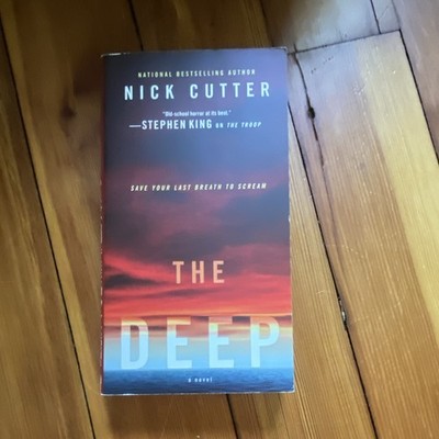Nick Cutter The Deep Paperback Horror Fiction Novel Simon & Schuster YA