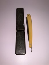 VINTAGE Landers Frary & Clark "Universal" Straight Razor, #295 USA With Box