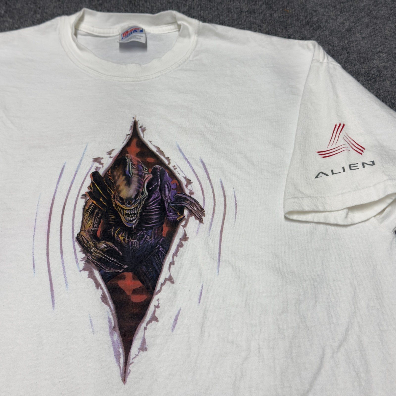 Vintage Alien Technology RFID Computer Predator M… - image 1