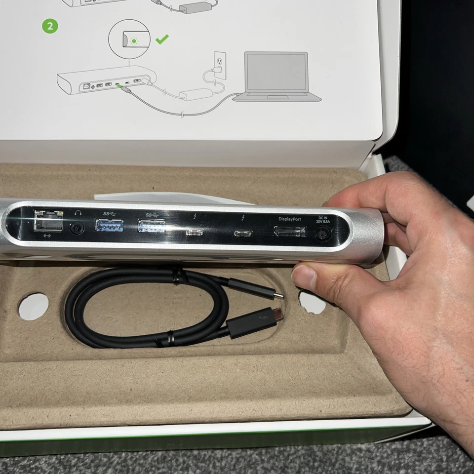 Belkin Thunderbolt 3 Express Dock HD Hub/Splitter Box - F4U095 - Image 4 of 4