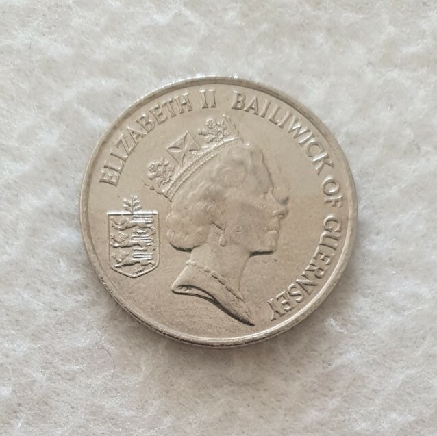 Picture 1 of 2