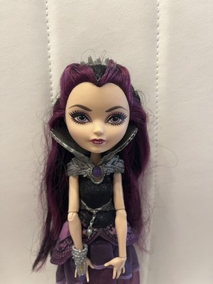Raven Queen Edición Ever After High