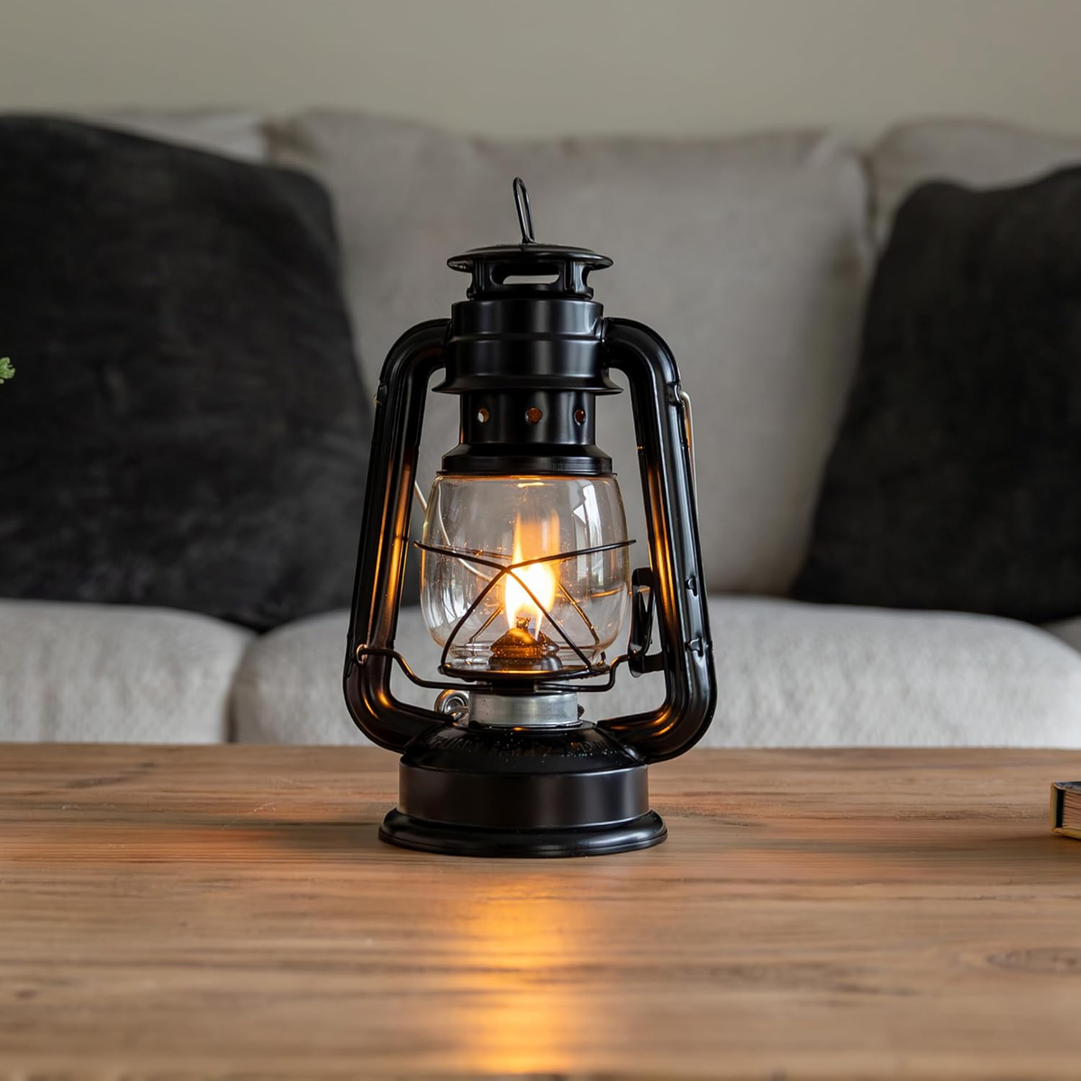 Large Paraffin Oil Indoor Lamp, Hurricane Lamp, Emergency Kit