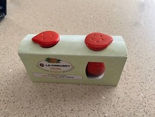 LE CREUSET SALT & PEPPER SHAKERS  PITCHER JUG STYLE 3.5" BURNT ORANGE COLOUR