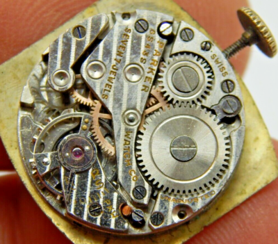 Vintage 7 jewel Parker Art deco wrist watch movement men display picture 2