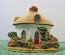 Lilliput Lane L2863 - Cuscini e Tende - Come nuovi in scatola con atto.  Ultimo.