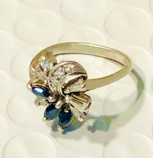VINTAGE STERLING BLUE  WHITE SAPPHIRE RING SIZE 5.5 CLASSIC ELEGANCE 2.8g