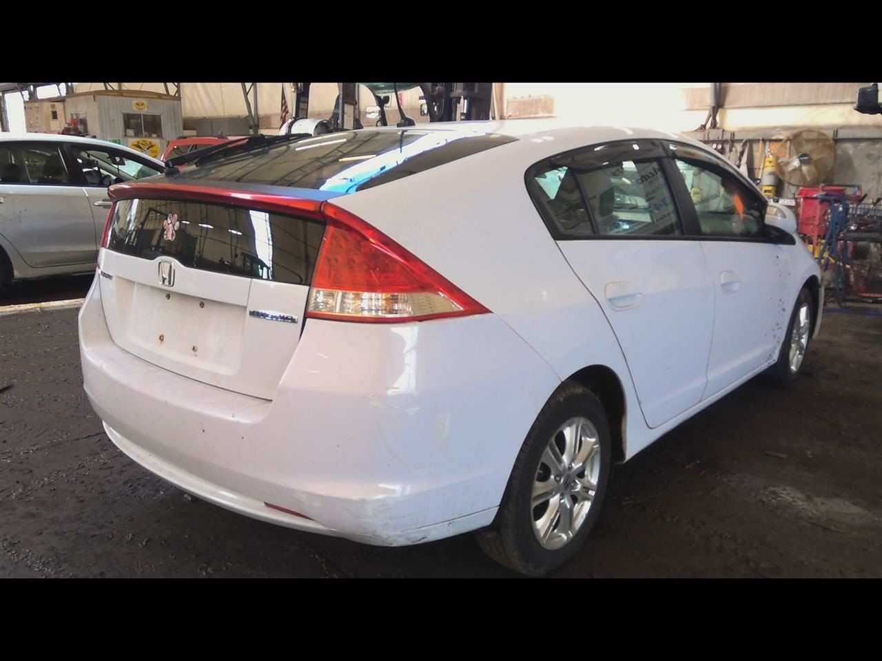 Passenger Right Front Spindle/Knuckle Fits 10 INSIGHT 6483594