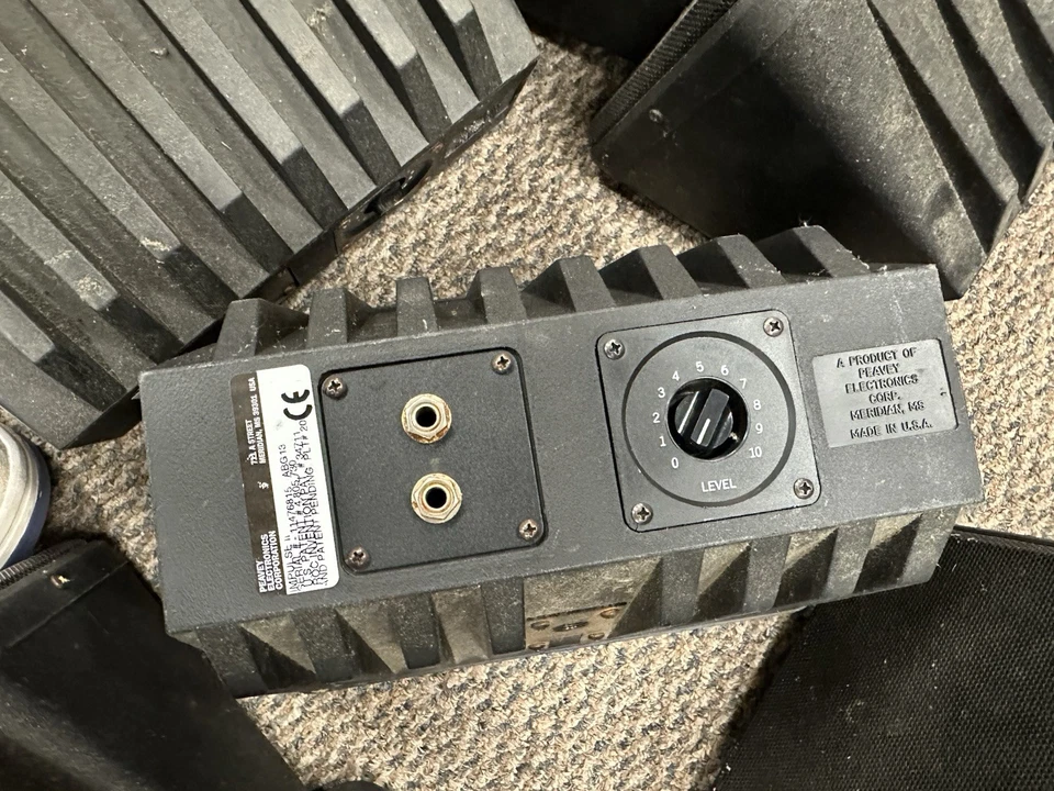 Peavey Impulse II 2-Way Compact Monitor Speaker - Image 3 of 4