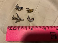 McDonnell Douglas DC-10 DC-9 Cartoon Plane Pin Silver Plane Aircraft