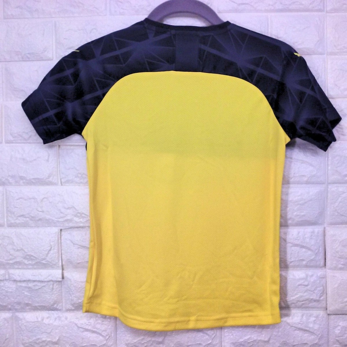 清*p様 Nike BVB 09 レプリカシャツ Mサイズ ボルシア.ドルトムント Nike BVB 09 レプリカシャツ レア 極美品