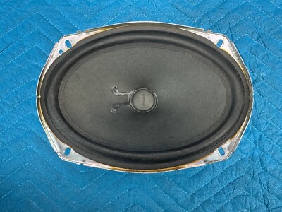 Genuine Infiniti Nissa 28157-JM20A Front Door Lower Speaker RH or