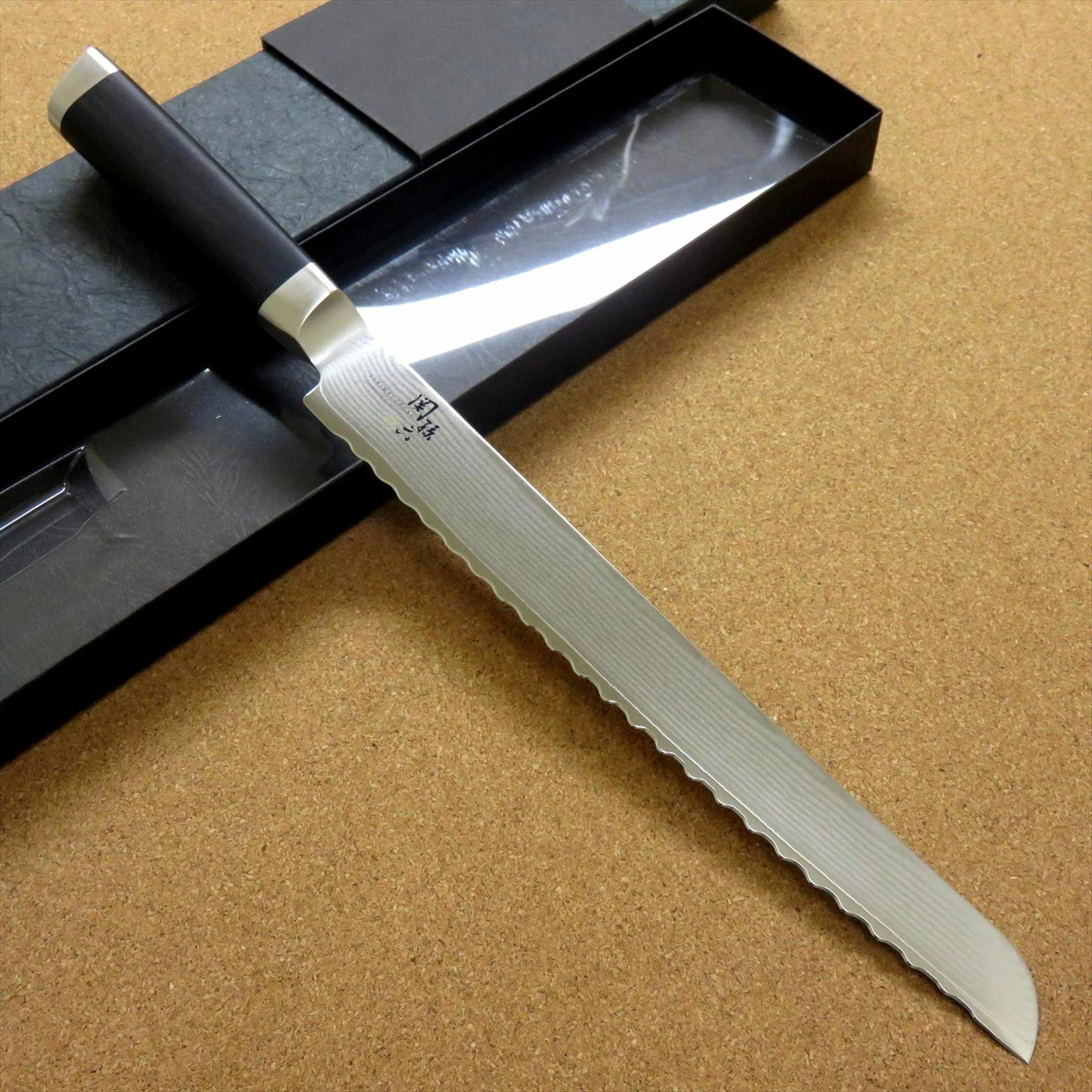 Japanese KAI MAGOROKU Kitchen Bread Knife 240mm 9 1/2 inch Damascus steel JAPAN
Opens in a new windo