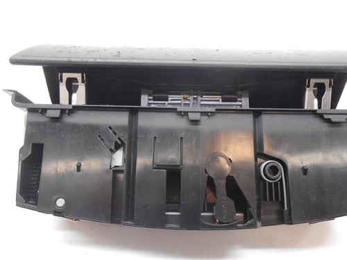 Bandeja para gafas de sol consola central negra BMW M3 OEM 51168260312 DD0157 - Imagen 6 de 7