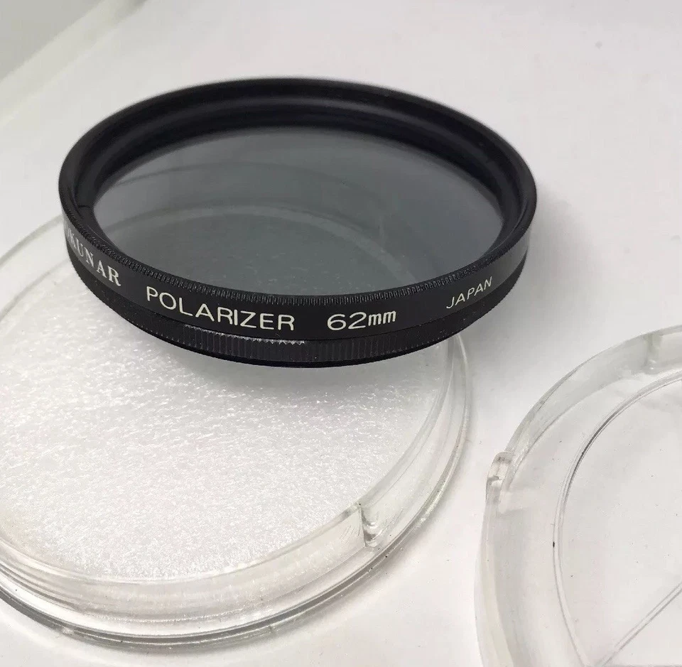 Rokunar Polarizer 62 mm Screw-In Glass Filter Lens w/ Case Made in Japan Tinted - Image 4 of 4