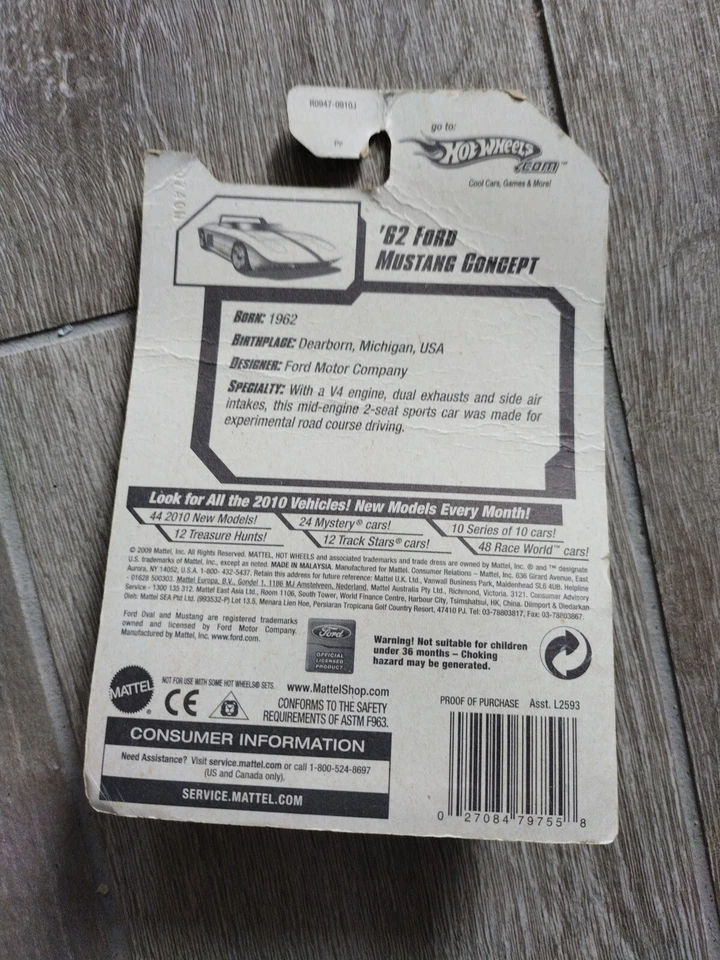2010 Hot Wheels #28 New Models ’62 FORD MUSTANG CONCEPT White Variant w/5 Spoke - Image 2 of 3