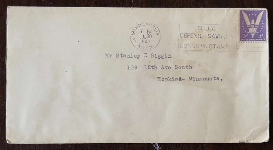 SKYLINE OF MINNEAPOLIS MINNESOTA ON BACK 1942 COVER WITH "KEEP IT FLYING" SEAL - Image 2 of 2