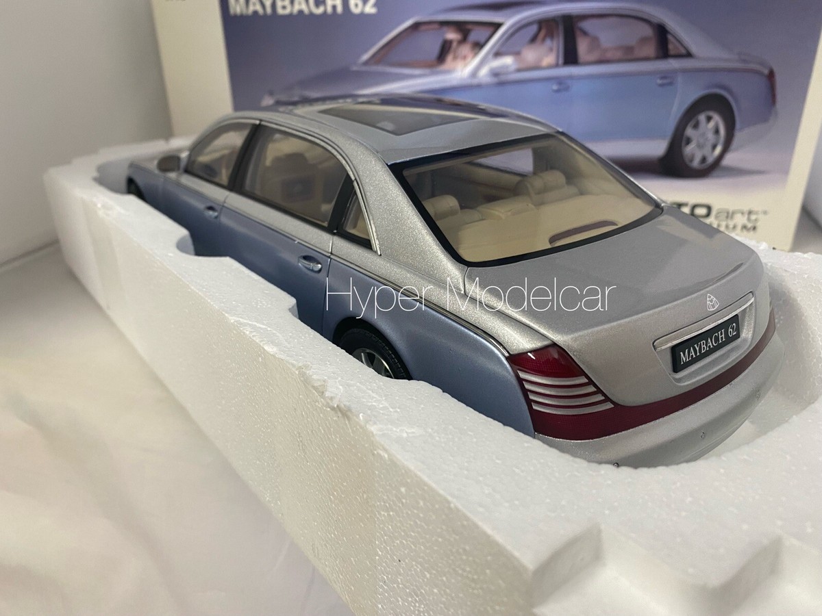 ミニカー AUTOart 1/18 MILLENNIUM MAYBACH 62 LWB RARE 1/18 AUTOart MAYBACH 62 LWB (NAYARIT SILVER / COTED