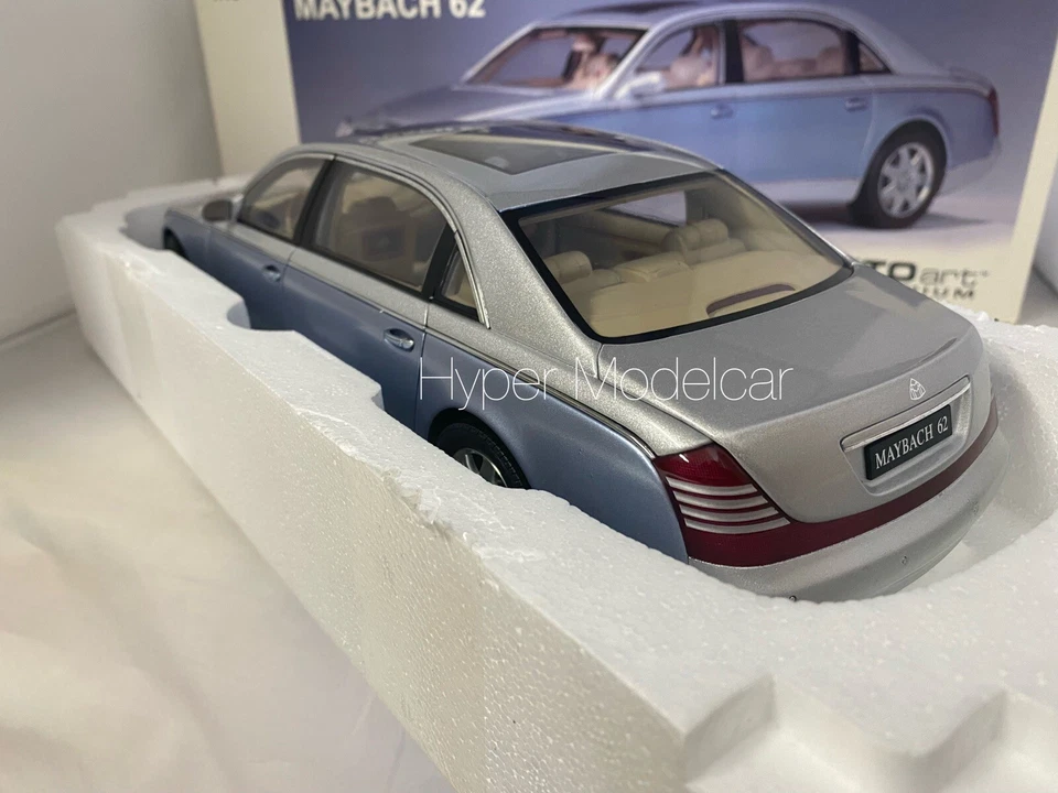 AUTOART 1/18 MAYBACH 62 LWB 2005 SILVER/AZUR MET ART.76163 - Immagine 3 di 4