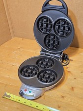 VillaWare Modell 2005 UNO PETITE WAFFLER 3 Mini Belgien Waffeleisen funktioniert super
