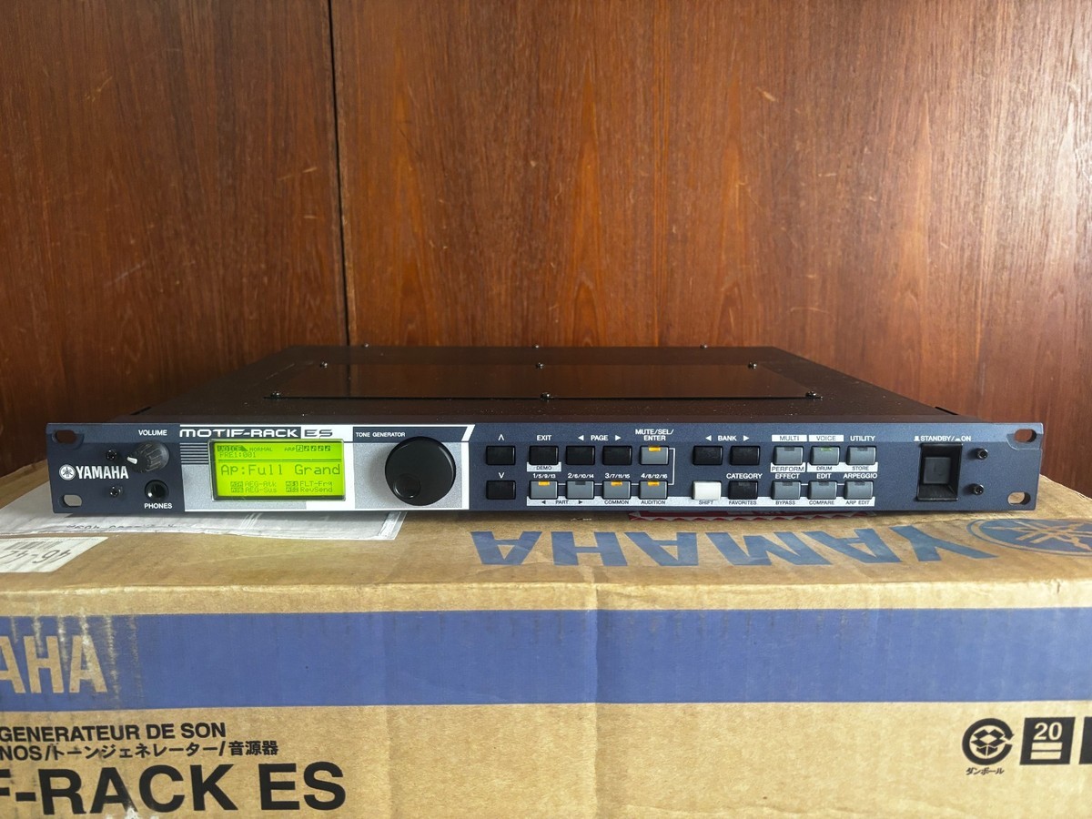 Yamaha Motif-Rack ES MOTIF RACK ES TONE GENERATOR w/ box, 100-240V