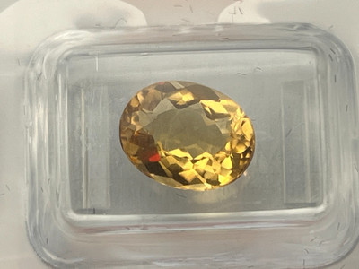 Golden Beryl 2.77 cts. (Zertifiziert)
