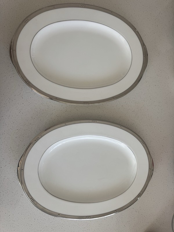 Noritake Chatelaine Platinum 14 Inch Oval Serving Platter