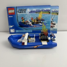 Lego 60005 Fireboat City 2013 With Manuals & Minifigures 100% Complete set