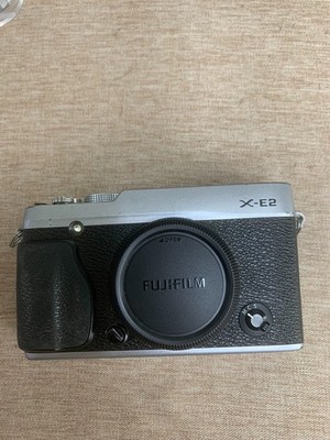 Fujifilm X-E2 16.3 MP Mirrorless Digital Camera Body Only Silver English 1080p