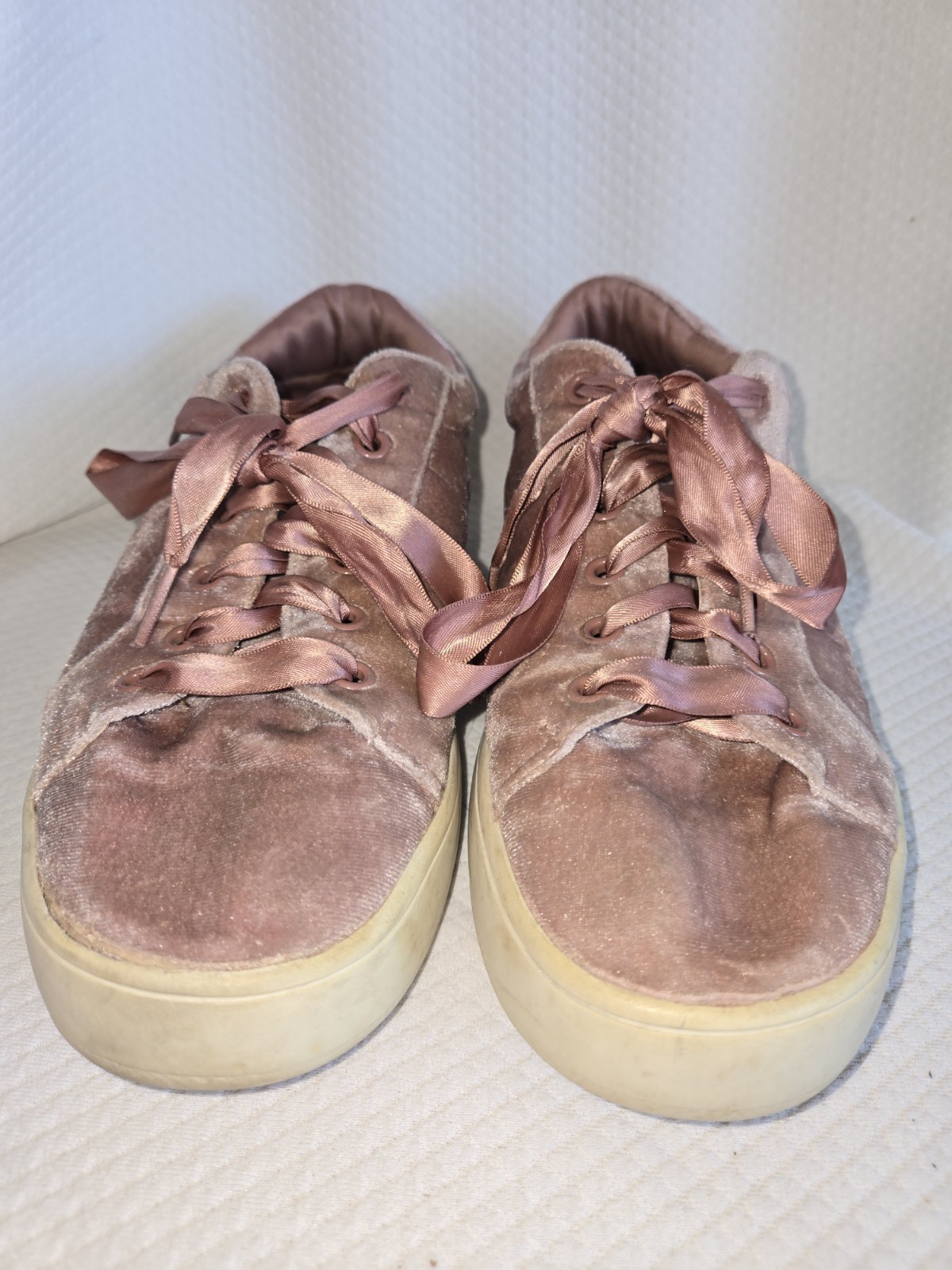 Size 9 Pink  Mauve Ribbon Laces