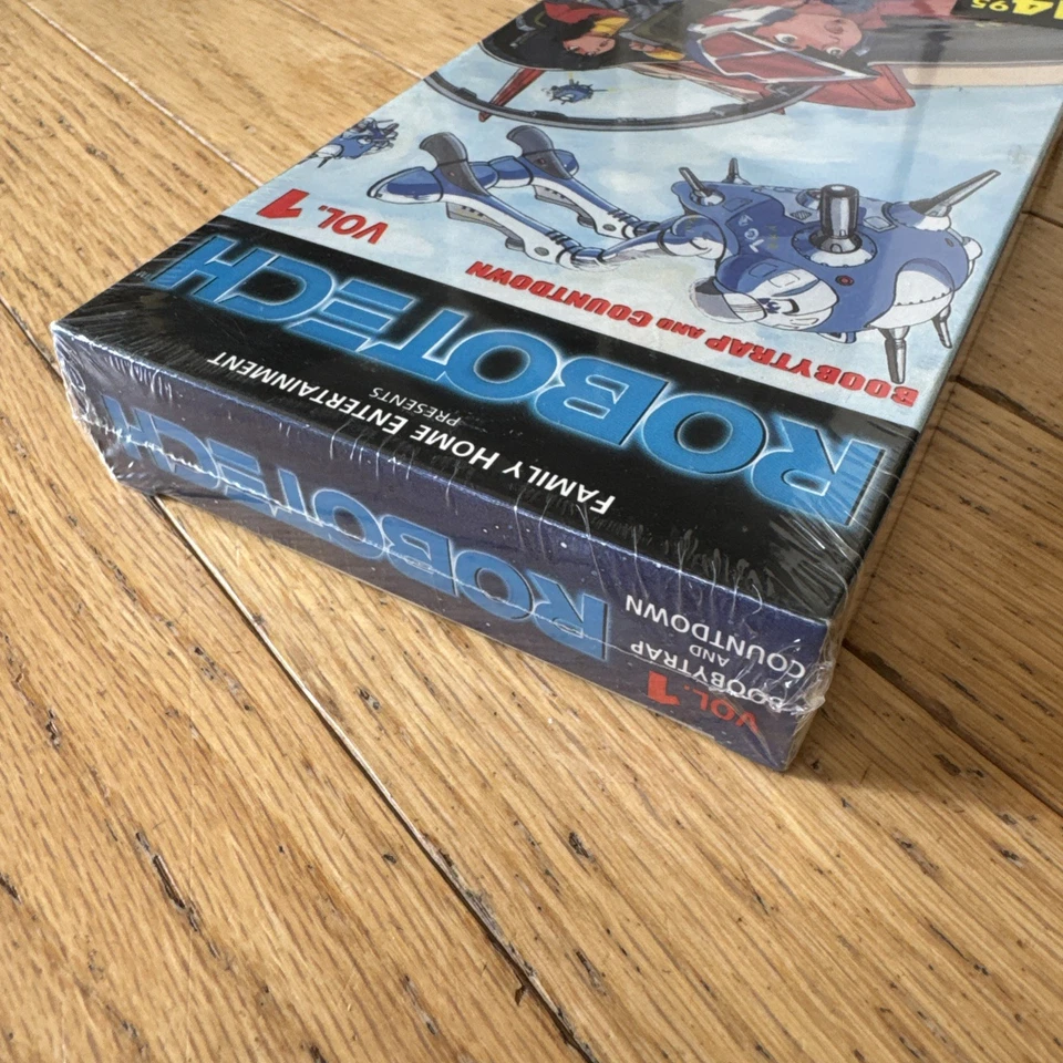 Robotech VHS Volume 1 FHE Family Home Entertainment First Episode! - Image 4 of 4