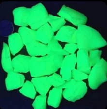 Vintage Fenton Uranium Custard Art Glass UV Cullet