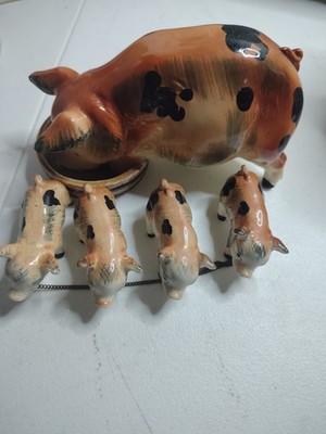 VINTAGE SOW HOG And 4 PIGLETS FIGURINES PIG CHAIN FAMILY Japan