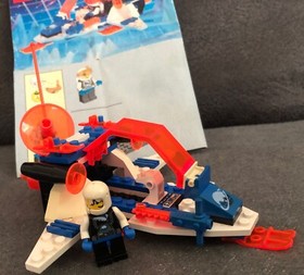 LEGO &reg; SYSTEM 6879 SPACE ICE PLANET BLIZZARD BARON * WITH FIGURE AND INSTRUCTIONS *