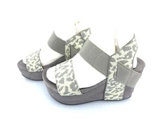 Pierre Dumas Hester 1 Womens Gray Combo Wedge Heeled Shoes (choose size) New