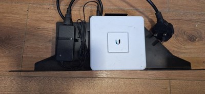 Ubiquiti UniFi USG Security Gateway Router - VPN Firewall - voll funktionsfähig - gebraucht
