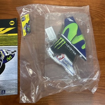DeAgostini Valentino Rossi 1/4 Yamaha YZR M1 build Up Model Kit