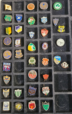 Zypern Fußballvereine - Emaille Fußball Pin Anstecker - Wählen Sie Ihr Abzeichen!
