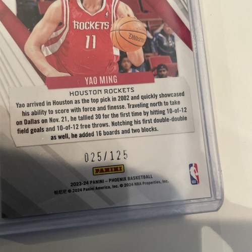Yao Ming #54 - 2024 Panini Phoenix - White Ice 25/125 - 第 4/4 張圖片