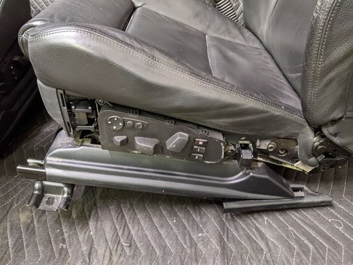BMW E60 M5 Front Sport Seats Leather Heated Schwarz 52107898523 - Picture 11 of 12